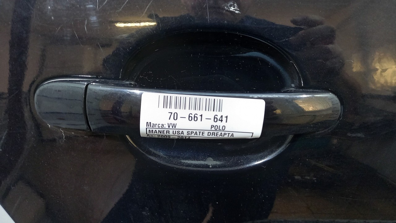 MANER USA SPATE DREAPTA VW POLO - - (2009 2014)