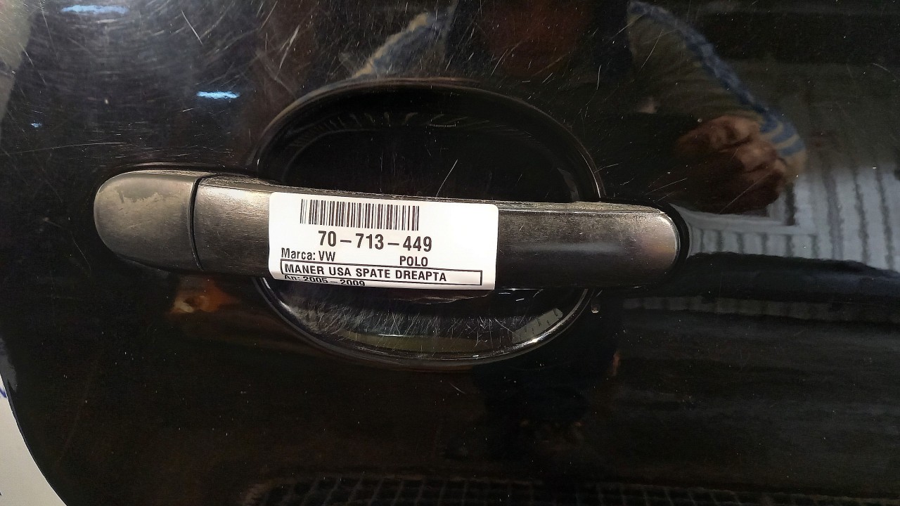 MANER USA SPATE DREAPTA VW POLO POLO - - (2005 2009)