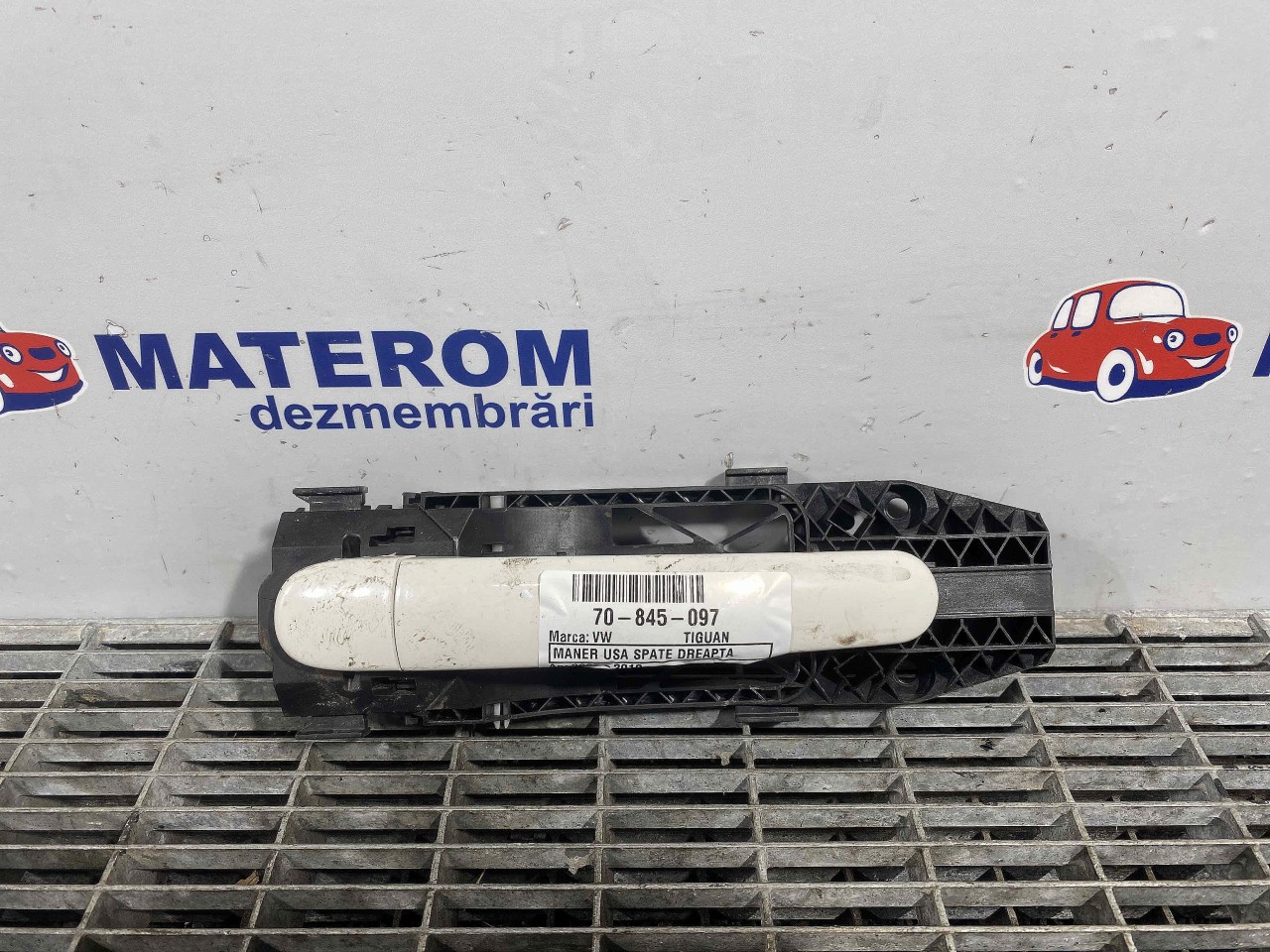 MANER USA SPATE DREAPTA VW TIGUAN - - (2007 2010)