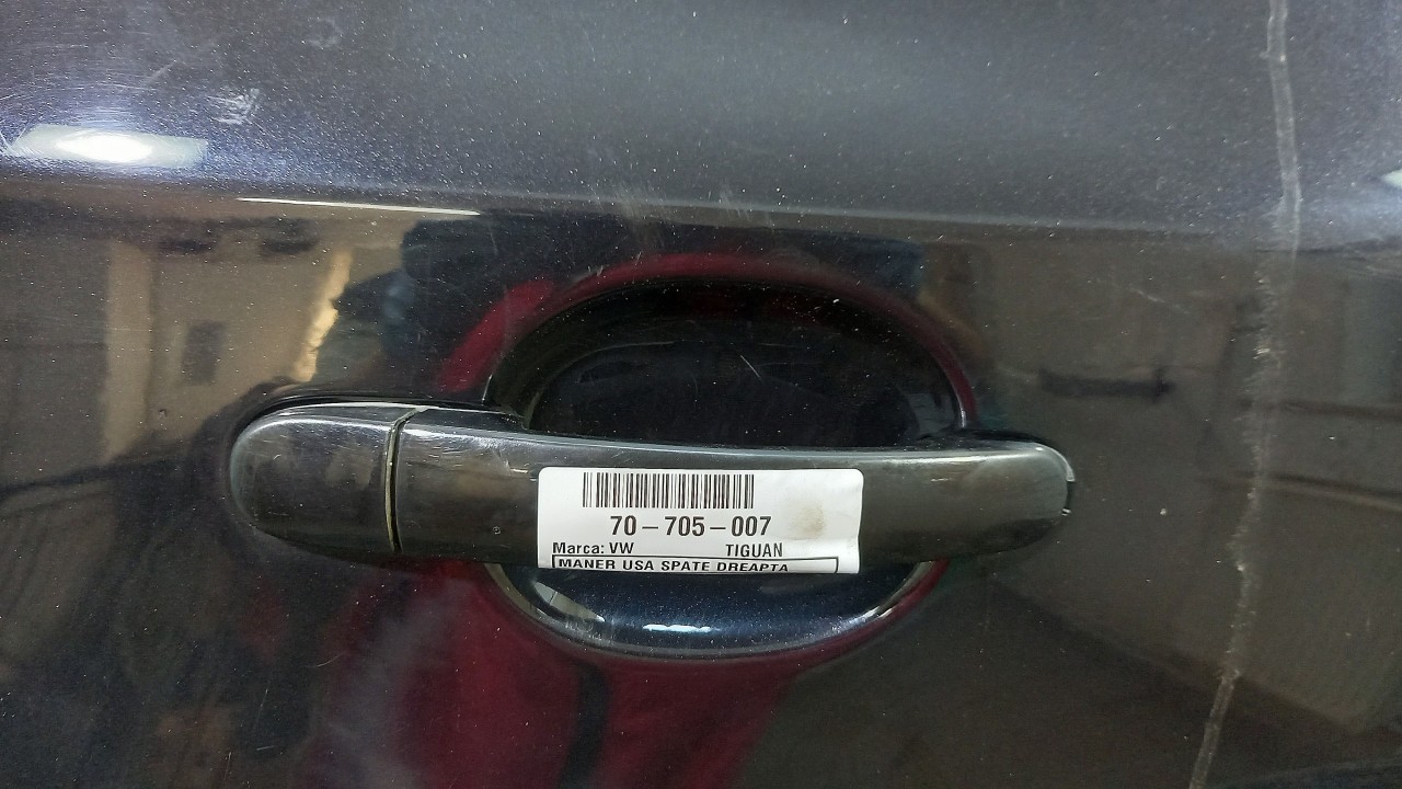 MANER USA SPATE DREAPTA VW TIGUAN TIGUAN - - (2007 2010)