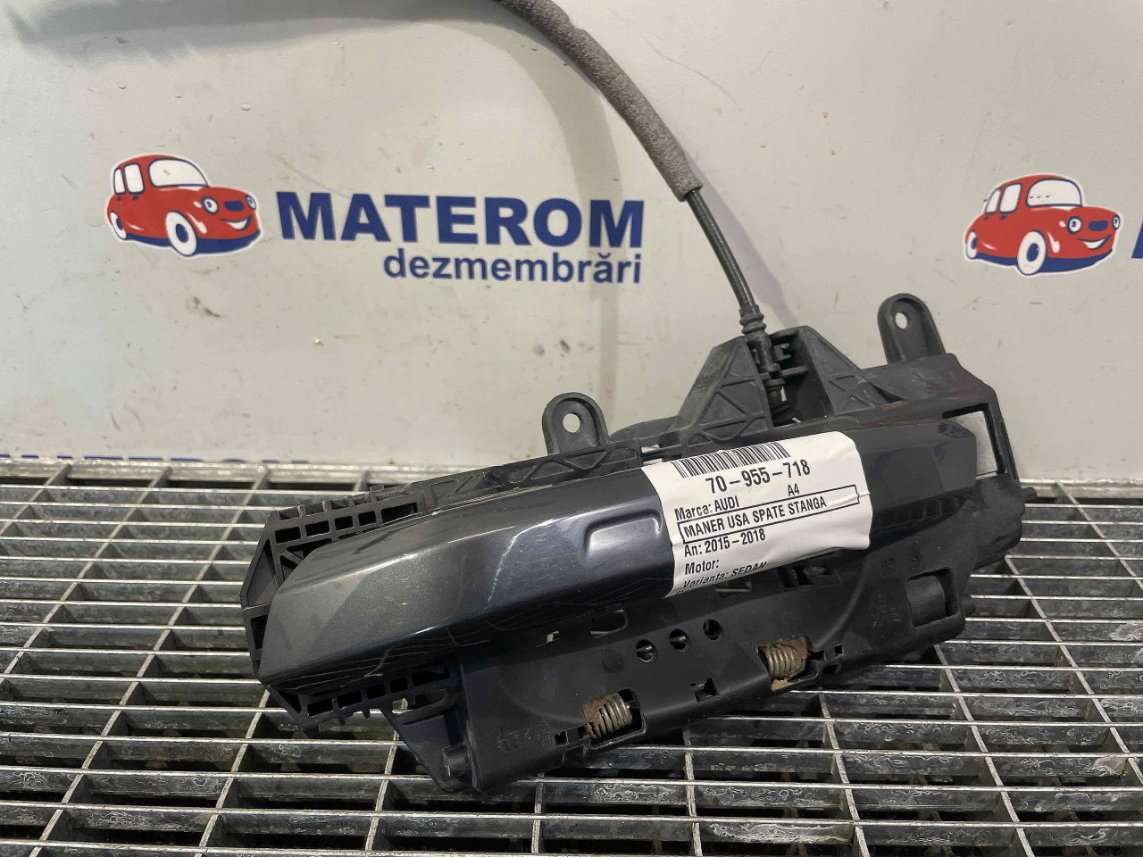 MANER USA SPATE STANGA AUDI A4 A4 - - (2015 2018)