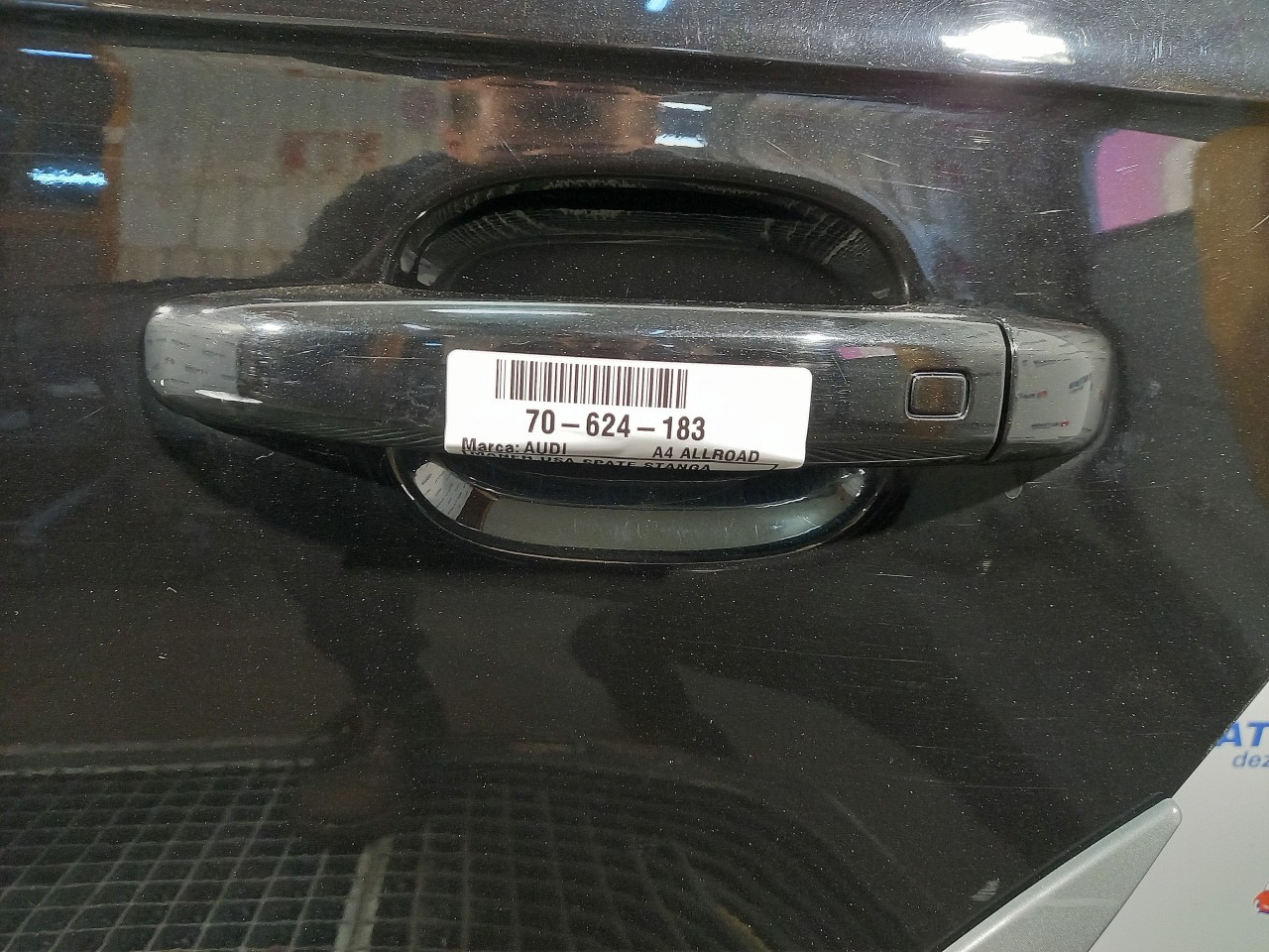 MANER USA SPATE STANGA AUDI A4 ALLROAD - - (2009 2011)