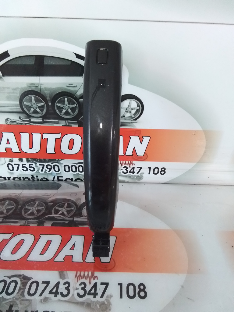 Maner usa spate stanga Audi A4 facelift (2011-2015) [B8] 2.0 Motorina 2012, 8T0837205A