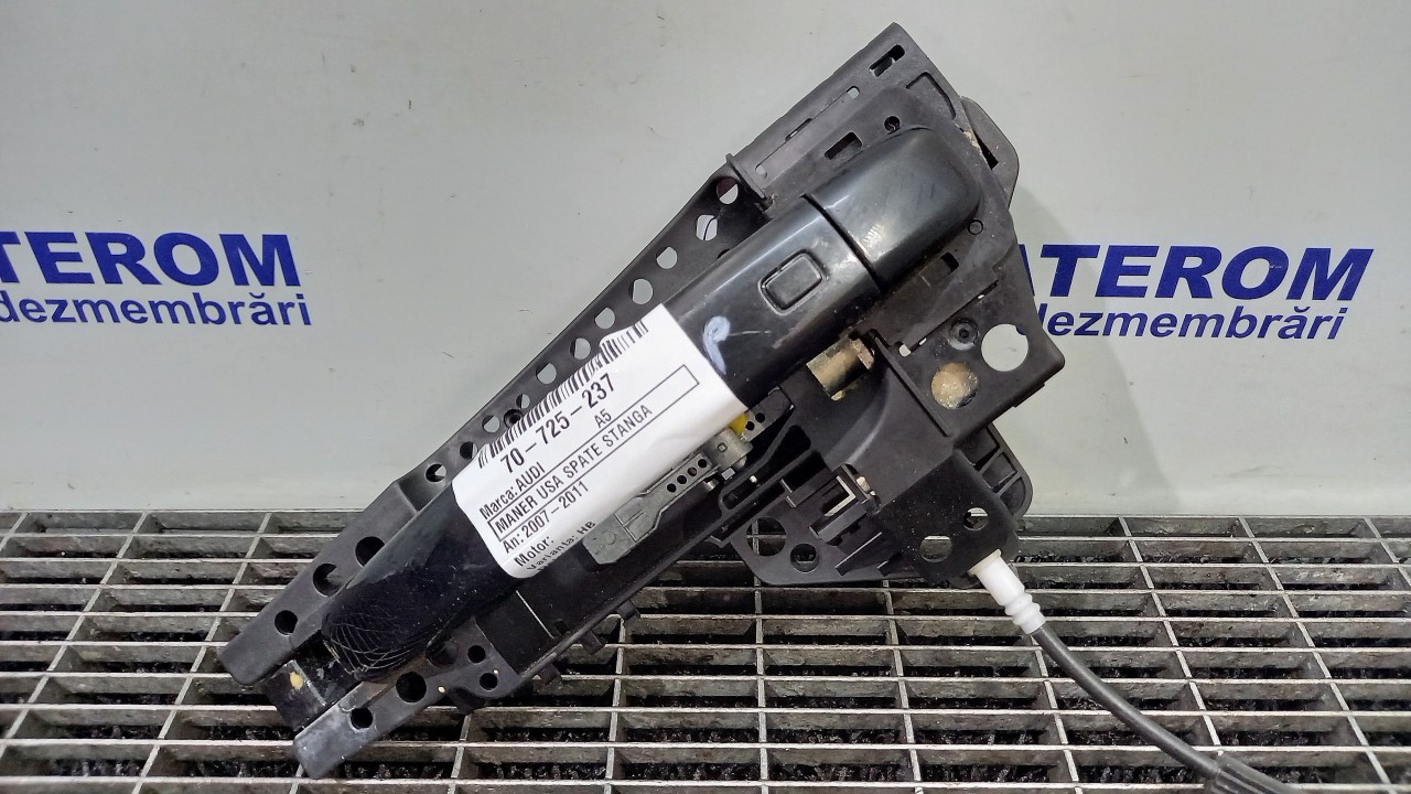 MANER USA SPATE STANGA AUDI A5 A5 - - (2007 2011)