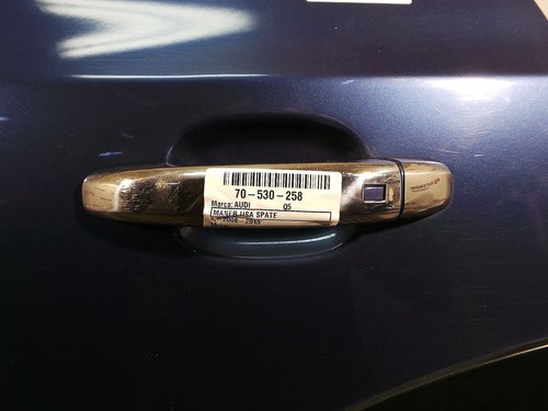 MANER USA SPATE STANGA AUDI Q5 - - (2008 2013)