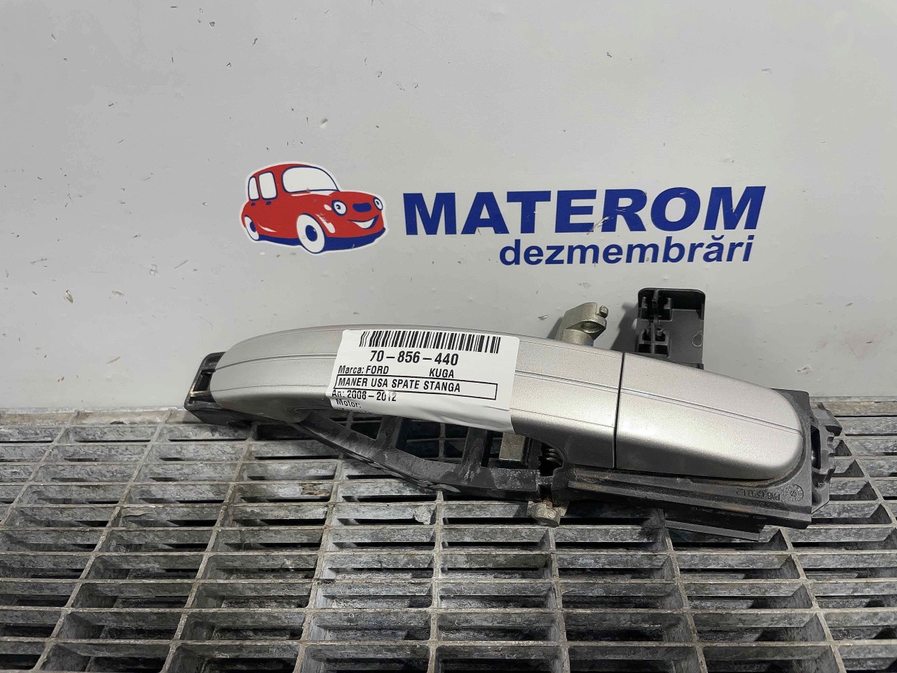 MANER USA SPATE STANGA FORD KUGA - - (2008 2012)