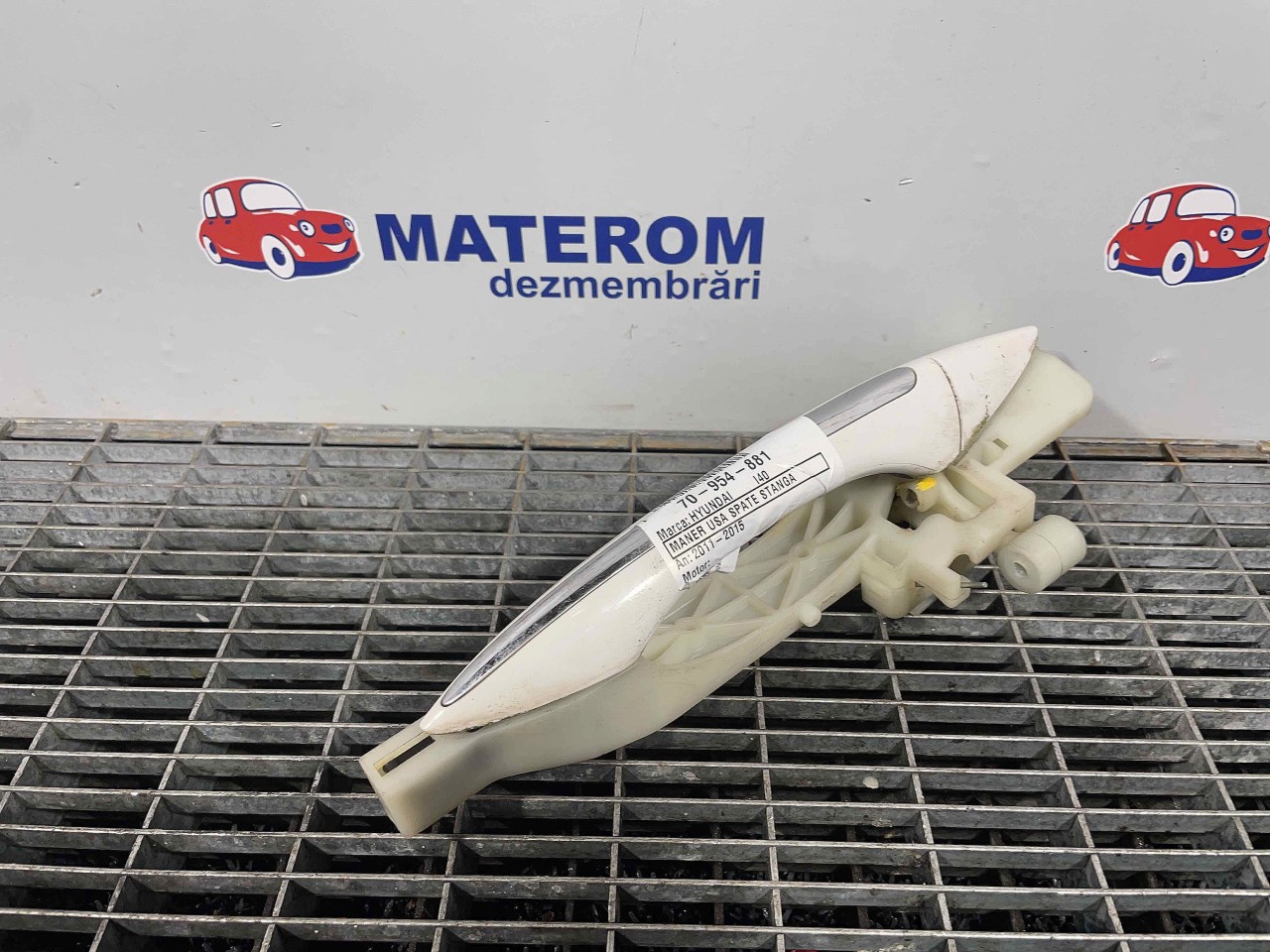 MANER USA SPATE STANGA HYUNDAI I40 I40 - - (2011 2015)