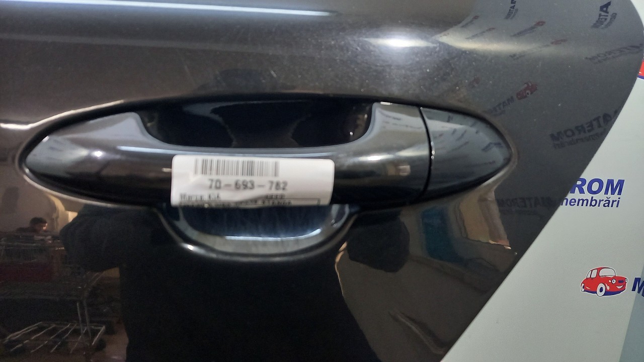 MANER USA SPATE STANGA KIA CEED - - (201