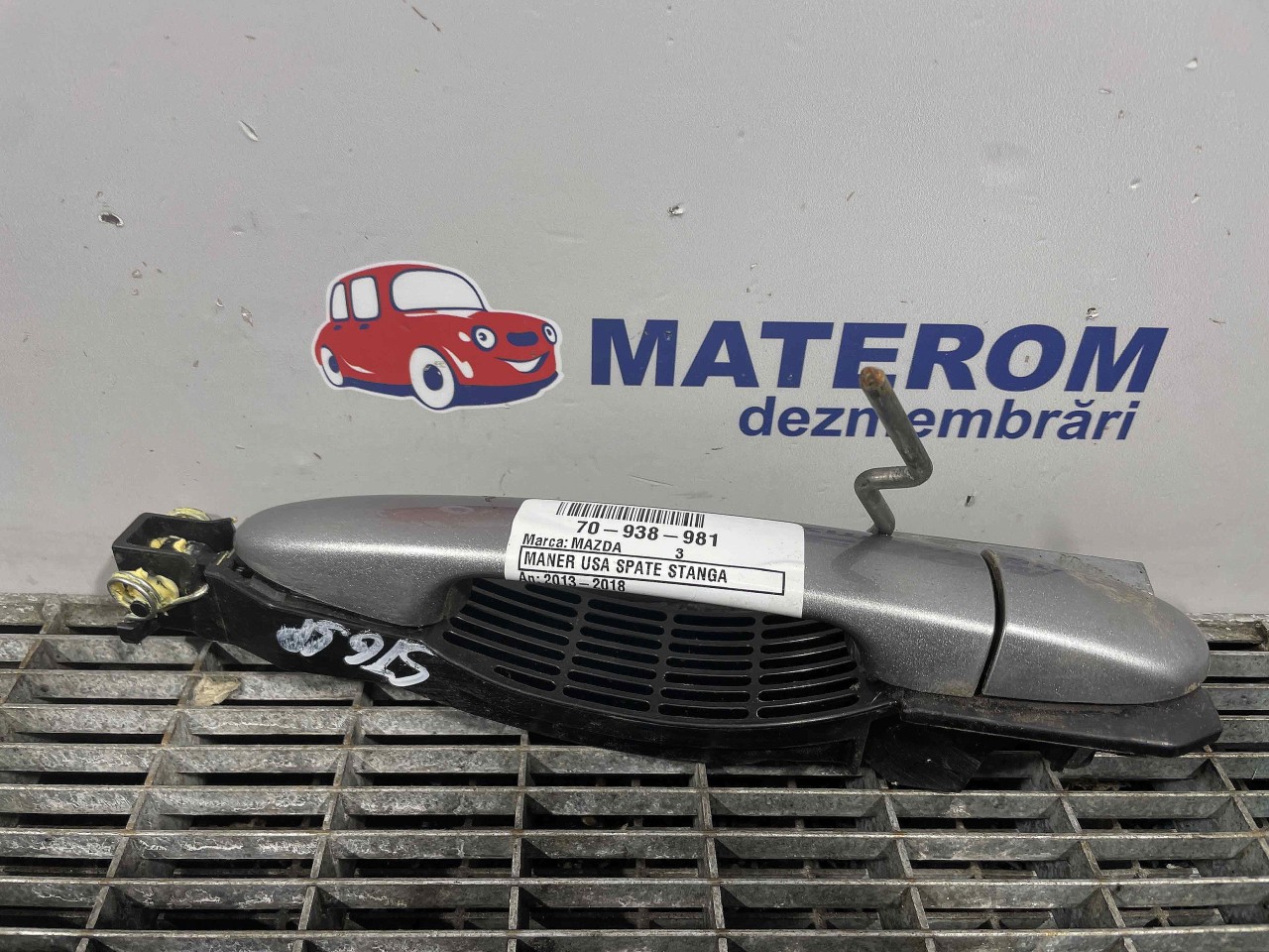 MANER USA SPATE STANGA MAZDA 3 3 - - (2013 2018)
