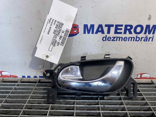 MANER USA SPATE STANGA RENAULT KADJAR - - (2015 2018)
