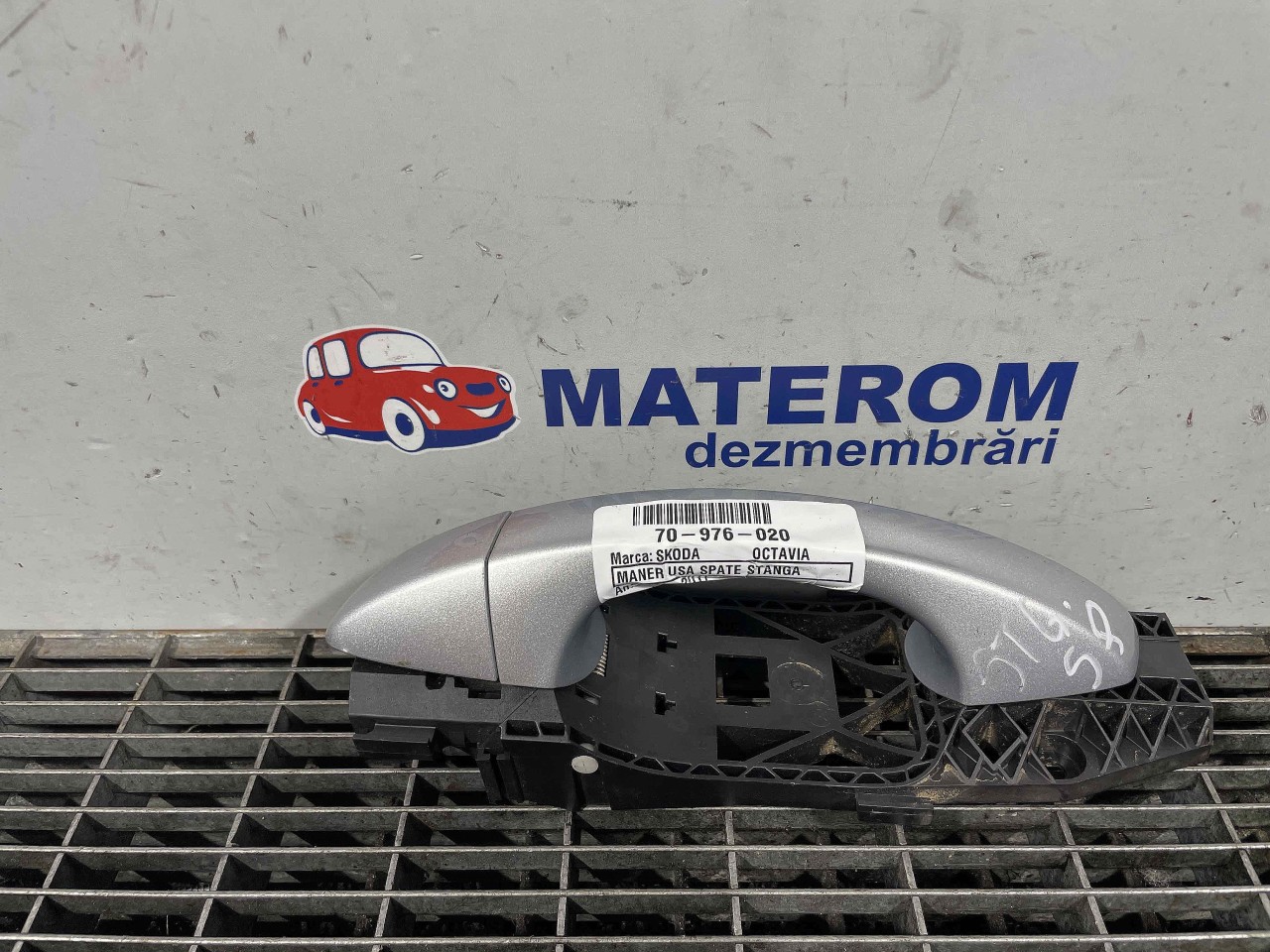 MANER USA SPATE STANGA SKODA OCTAVIA - -