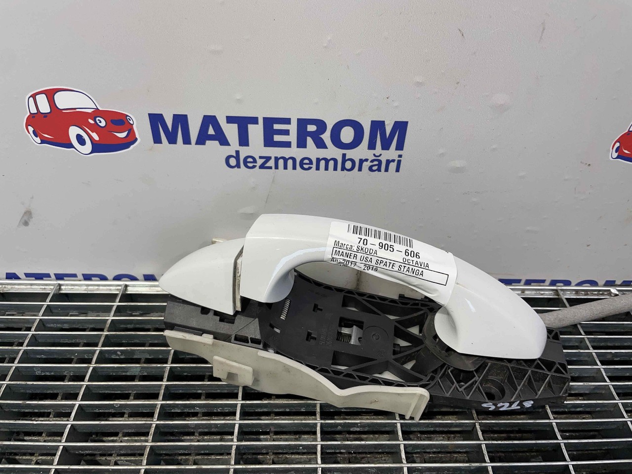 MANER USA SPATE STANGA SKODA OCTAVIA - - (2017 2019)
