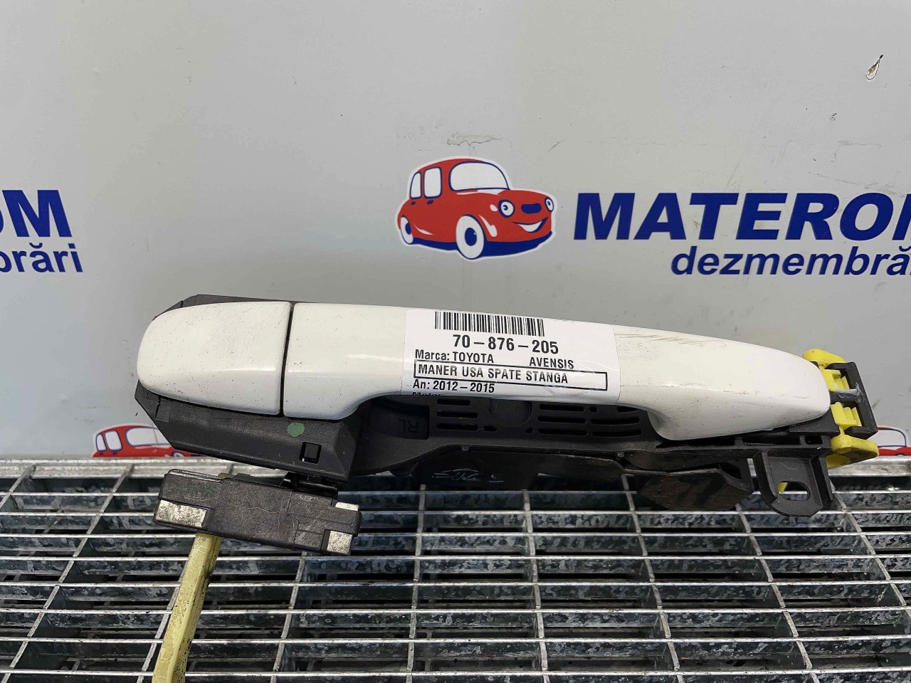 MANER USA SPATE STANGA TOYOTA AVENSIS AVENSIS - - (2012 2015)