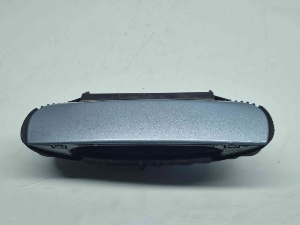 Maner usa stanga fata Audi A3 (8P1) [Fabr 2003-2012] 4B0839885