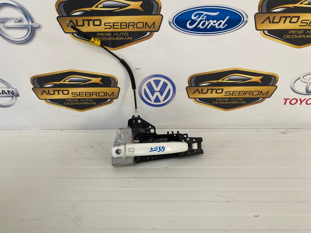Maner usa stanga fata Audi Q5