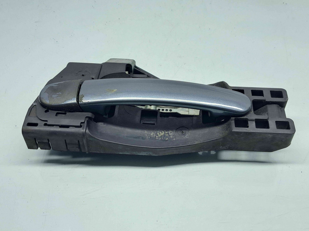 Maner usa stanga fata Audi TT (8J3) [Fabr 2006-2013] 8J0837885