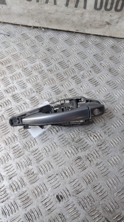 Maner usa stanga fata Citroen C4 B7 1.6 HDI an 2013 cod 9688834180