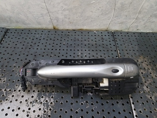 Maner usa stanga fata cu senzor renault megane 3 806070033r
