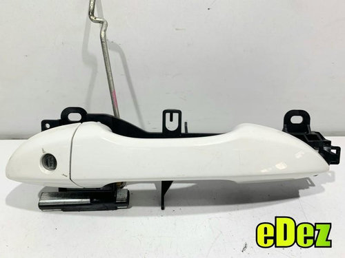 Maner usa stanga fata culoare alba Toyota Corolla (2012-2018)