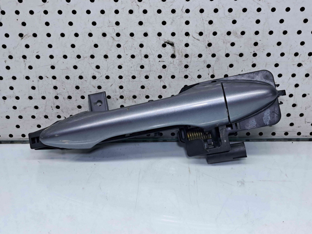 Maner usa stanga fata Hyundai ix35 (LM) [Fabr 2010-2017] OEM
