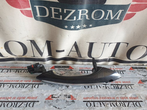Maner usa stanga fata (keyless entry) BMW Seria 5 F10 cod piesa : 7237337