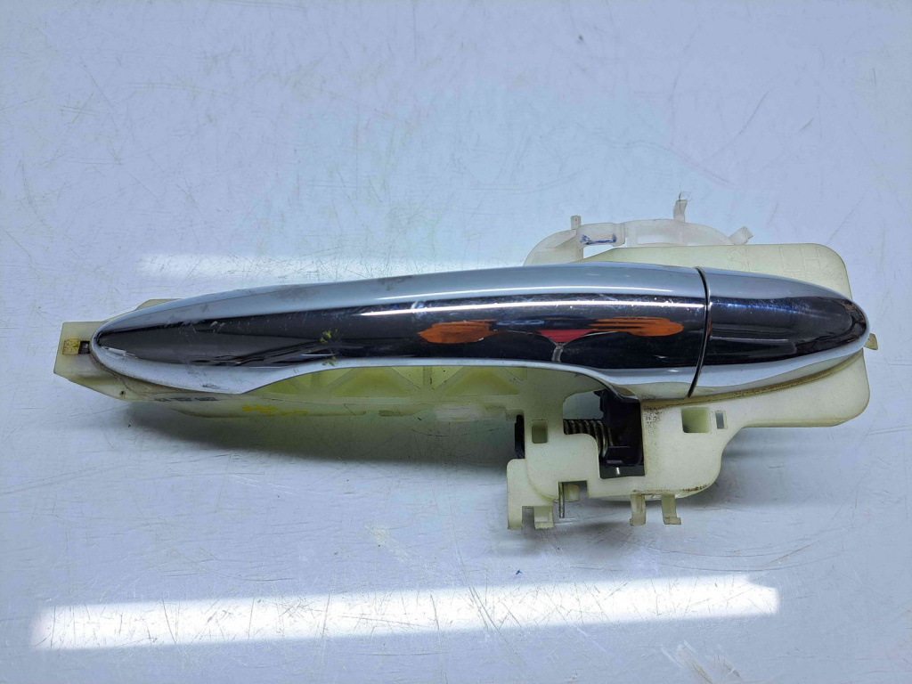 Maner usa stanga fata Kia Sportage III [
