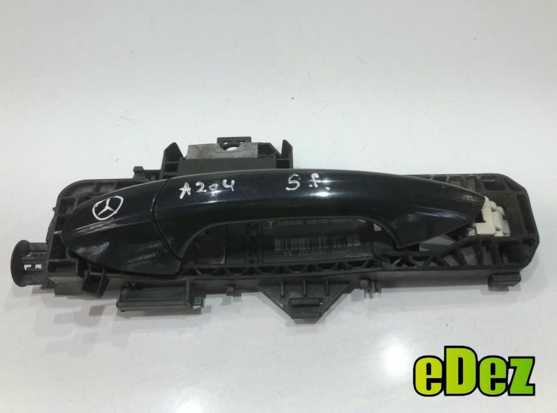Maner usa stanga fata Mercedes C-Class (2007-2010) [W204] a2047600734