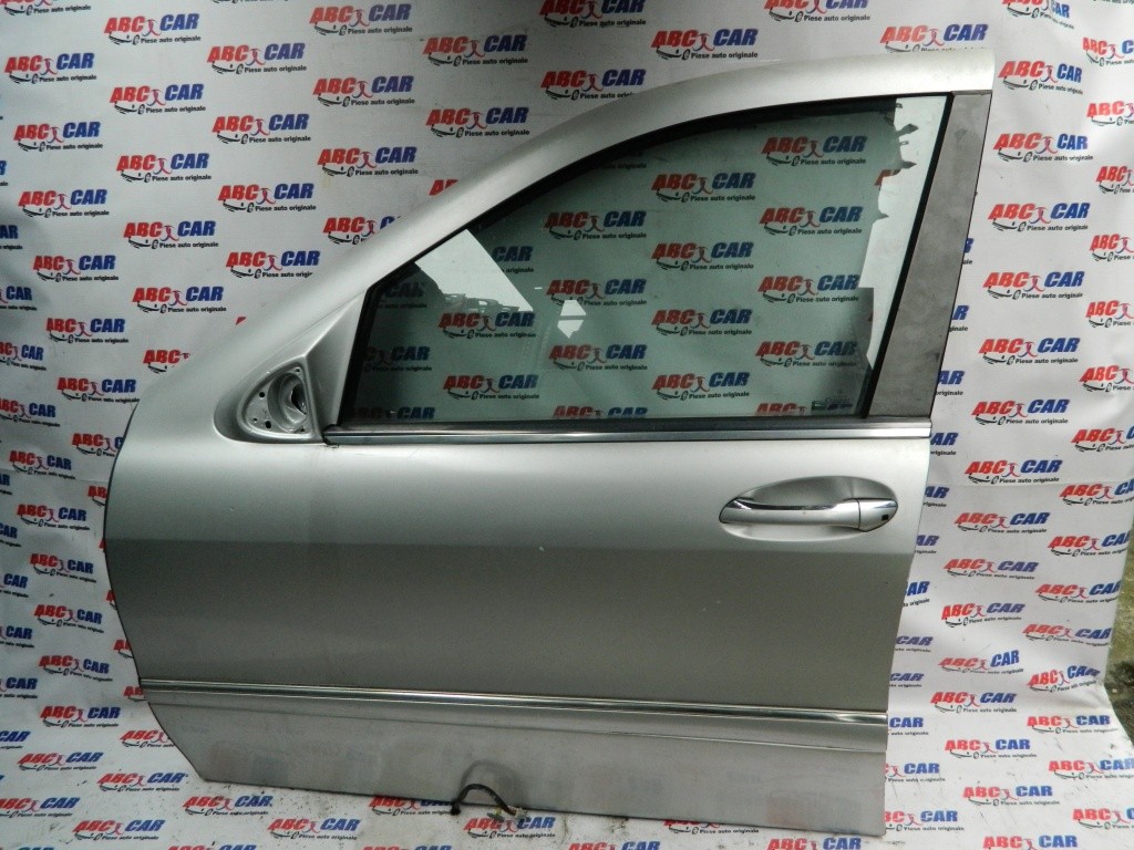 Maner usa stanga fata Mercedes S-Class W220 model 2002