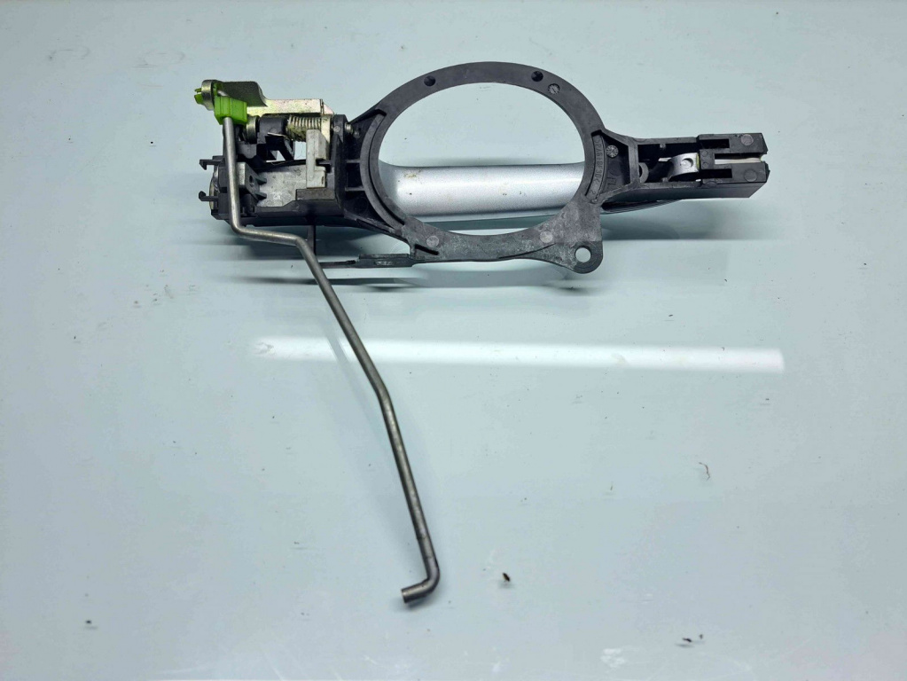 Maner usa stanga fata MITSUBISHI Outlander [Fabr 2006-2012] OEM