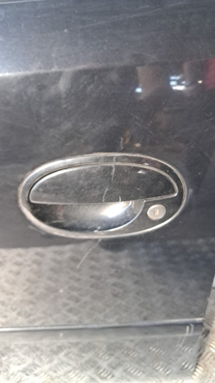 Maner usa stanga fata negru Opel Meriva an 2007 cod culoare Z20R