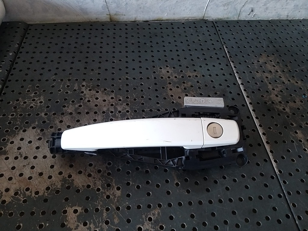 Maner usa stanga fata opel mokka x j13 13576845