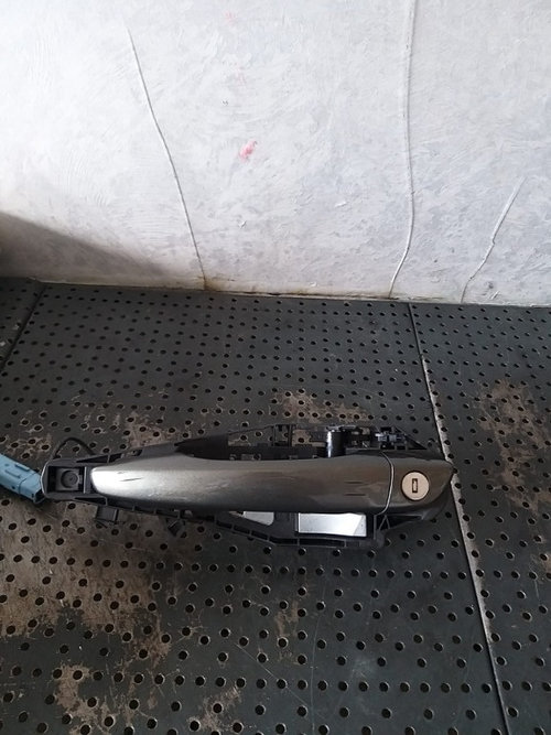 Maner usa stanga fata peugeot 5008 2 9820341080
