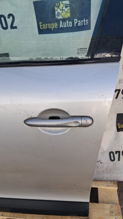 Maner usa stanga fata Renault Megane 3 a