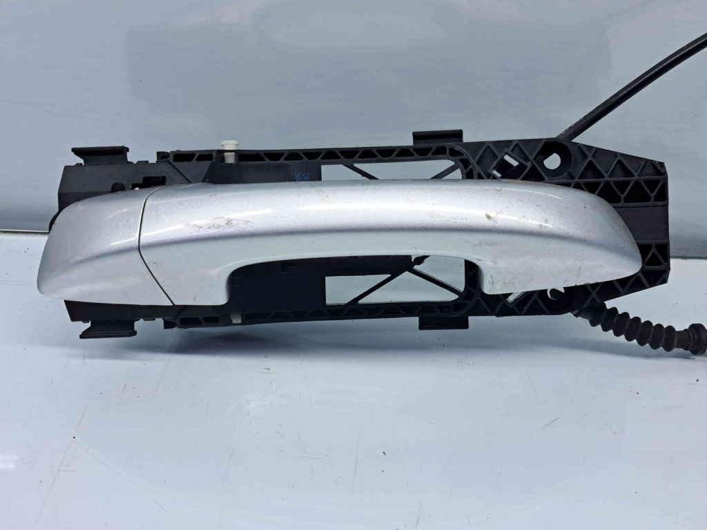 Maner usa stanga fata Volkswagen Golf 6 (5K1) [Fabr 2009-2013] LA7W