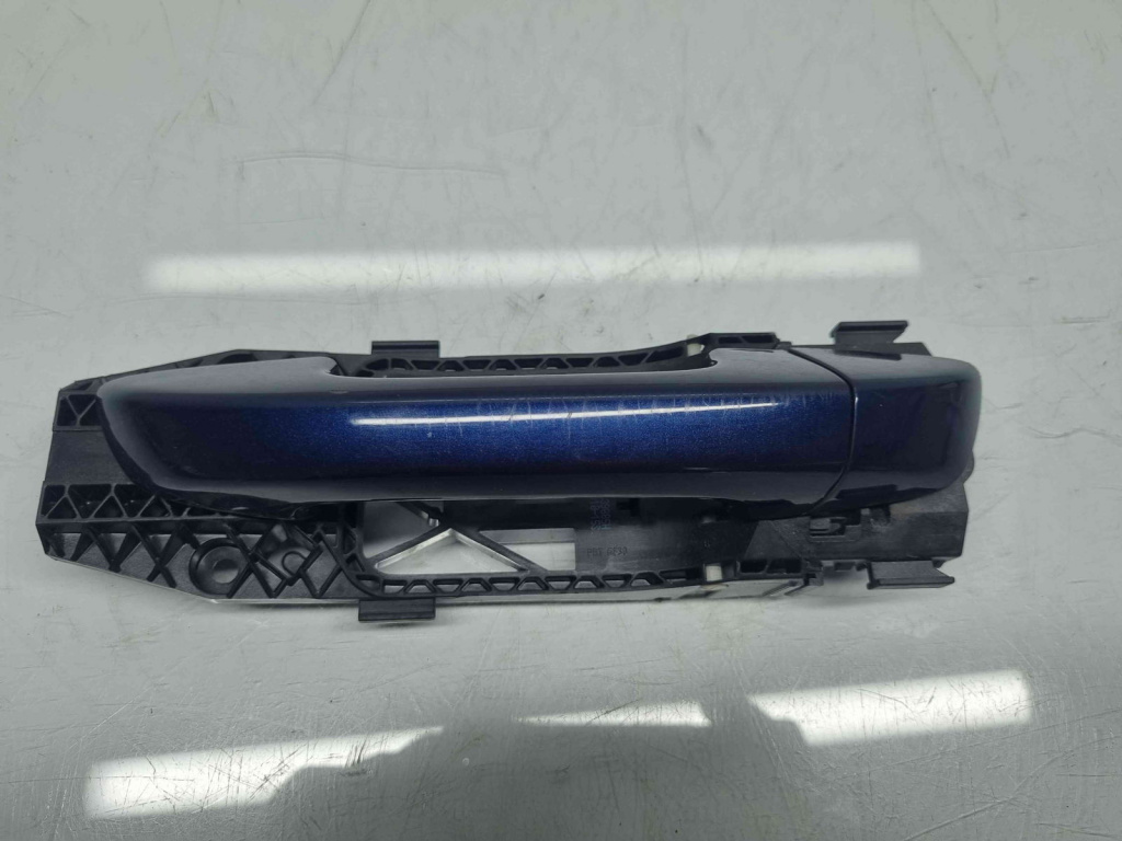 Maner usa stanga fata Volkswagen Golf 6 