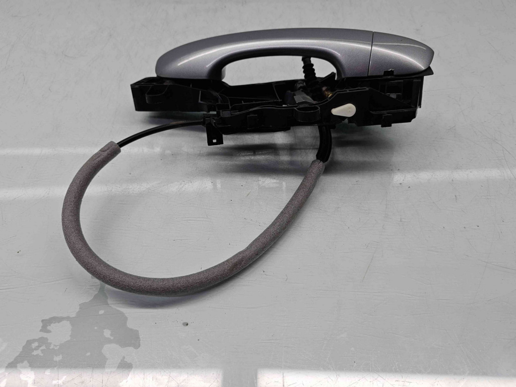 Maner usa stanga fata Volkswagen Passat B8 (3G2) [Fabr 2015-prezent] LB7S
