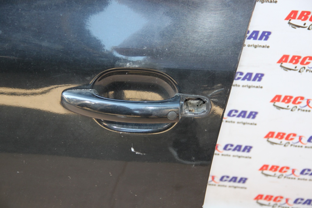 Maner usa stanga fata VW Touareg 7L model 2007