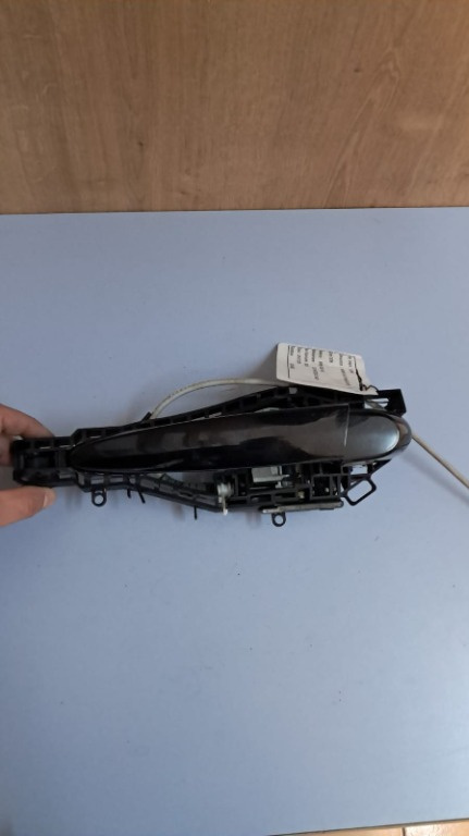 Maner usa stanga spate BMW Seria 3 F30 F31 an 2014 cod 7332267