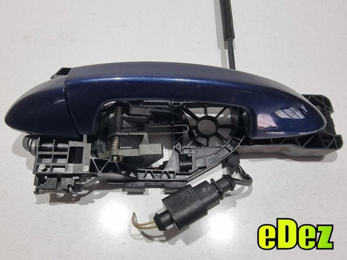 Maner usa stanga spate culoare albastru - ld5q Volkswagen Passat CC (2008-2012) 3C8839885