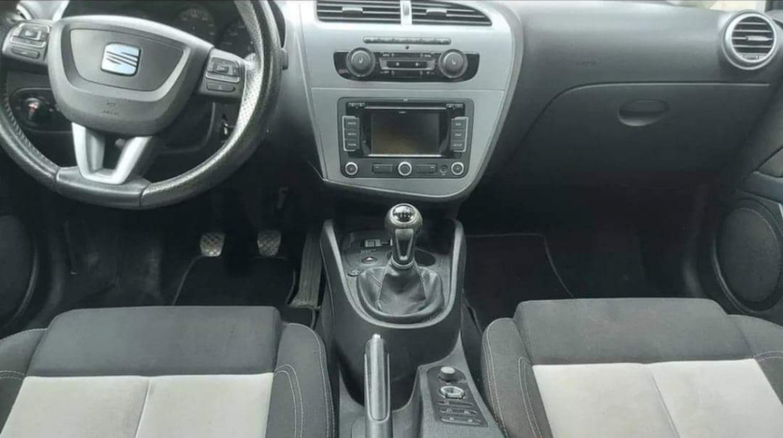 Maner usa stanga spate Seat Leon 2011 Hatchback 1.8 TSI