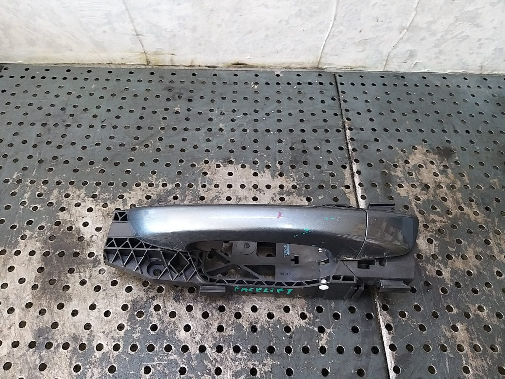 Maner usa stanga spate skoda superb 2 3t facelift 5n0839885h