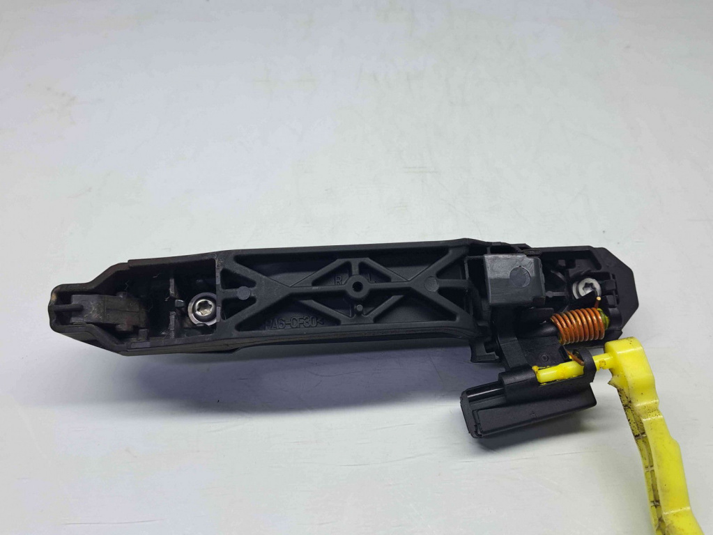 Maner usa stanga spate Toyota Rav 4 III (ACA3, ACE, ALA3, GSA3, ZSA3) [Fabr 2005-2013] OEM
