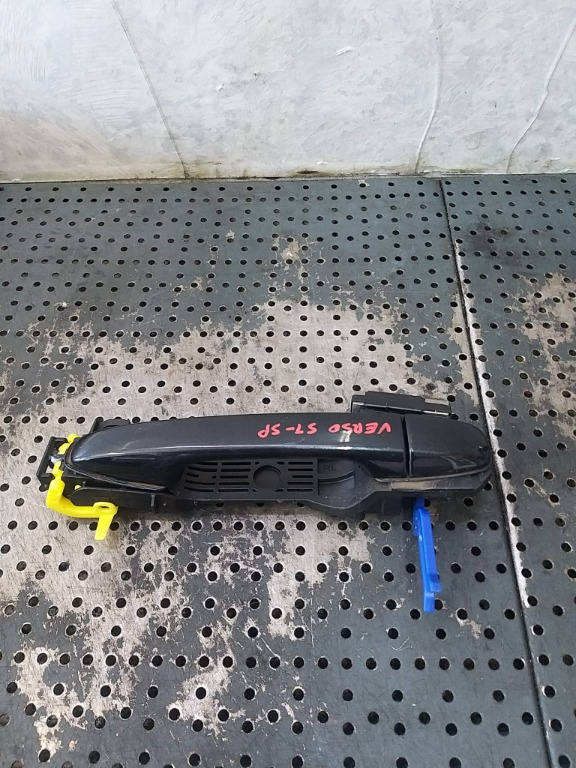Maner usa stanga spate toyota verso r2