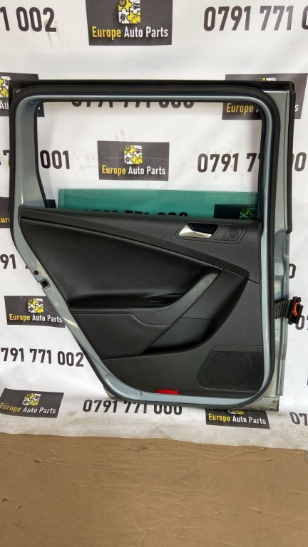 Maner usa stanga spate Vw Passat B6 1.6 TDI cod motor CAY combi an 2010
