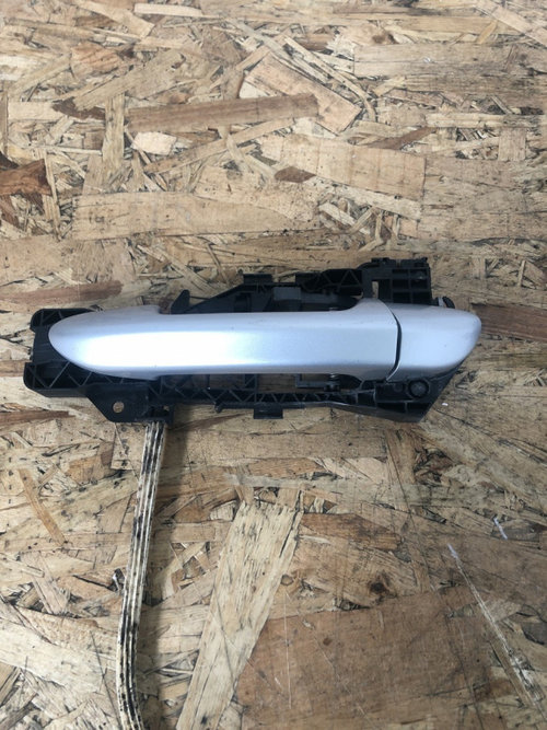 Maner usa stanga spate VW passat B7 4motion combi 2012 (cod intern: 12564)