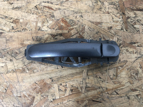 Maner usa stanga spate VW Touran 1.9 sedan 2007 (1T0839885A)