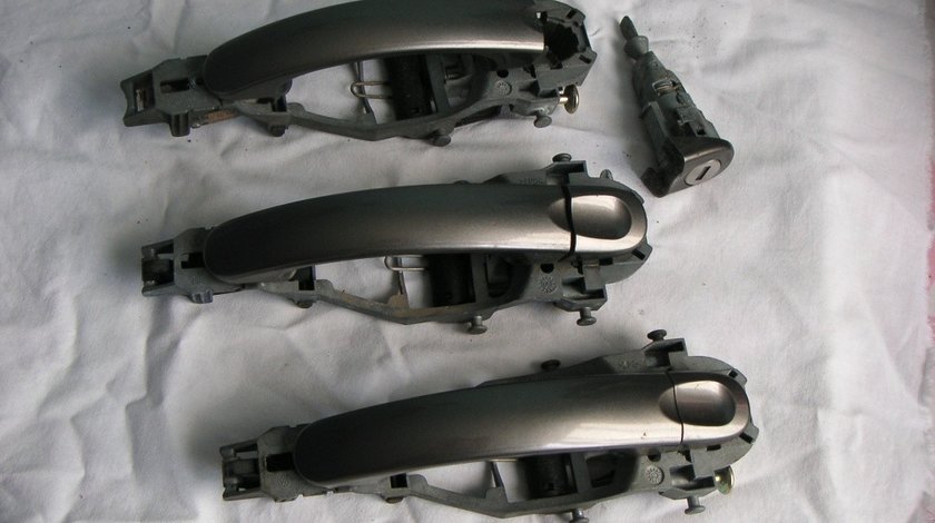Maner usa VW Golf Jetta cod 1K5837205