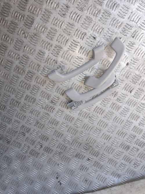 Manere plafon BMW Seria 5 F10 2.0 D cod motor N47D20D an 2012