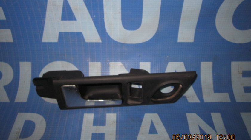 Manere portiere (interior) Audi 100; 4A0839019C