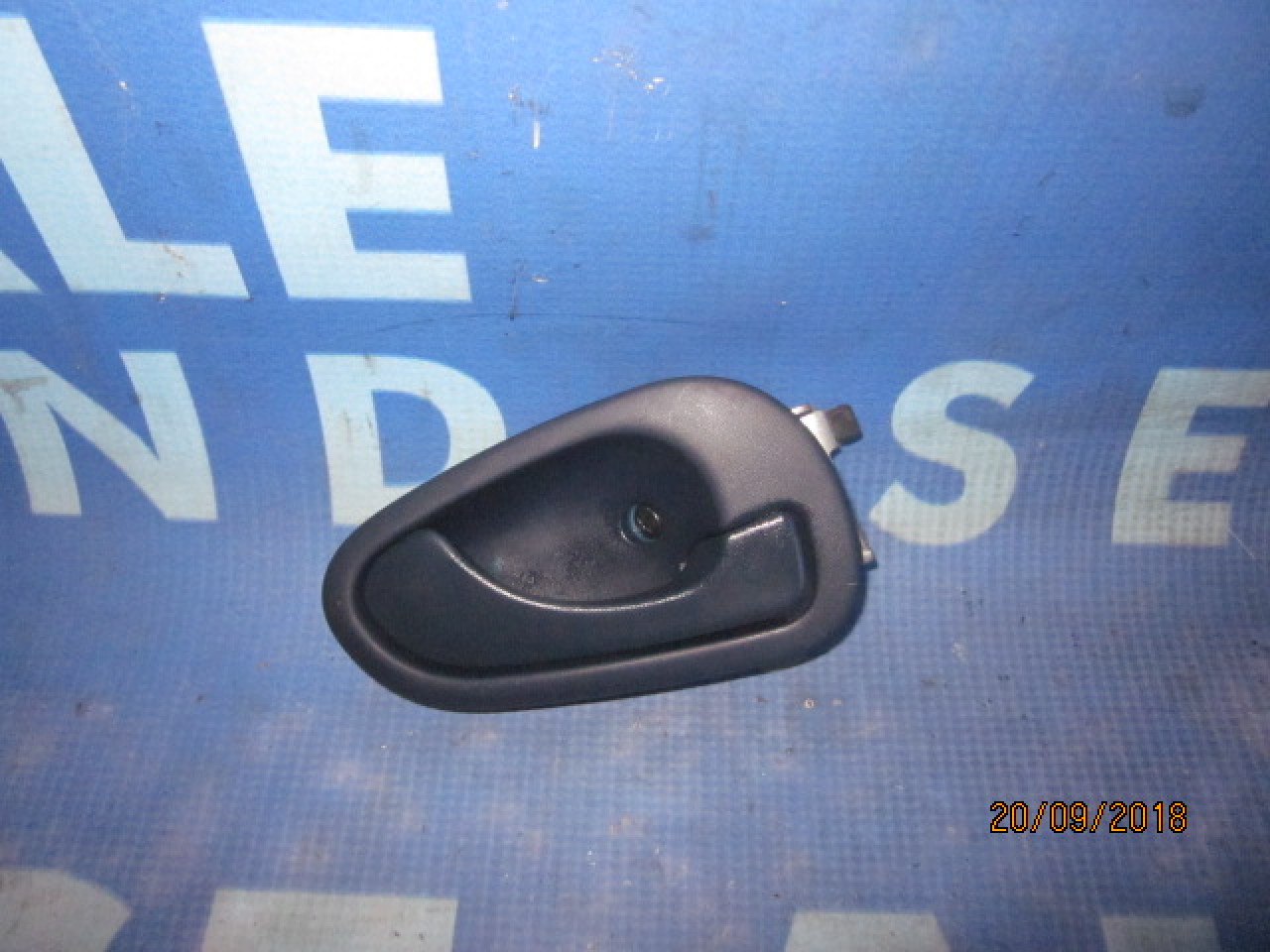Manere portiere (interior) Mitsubishi Carisma; MR138453 // MR138454